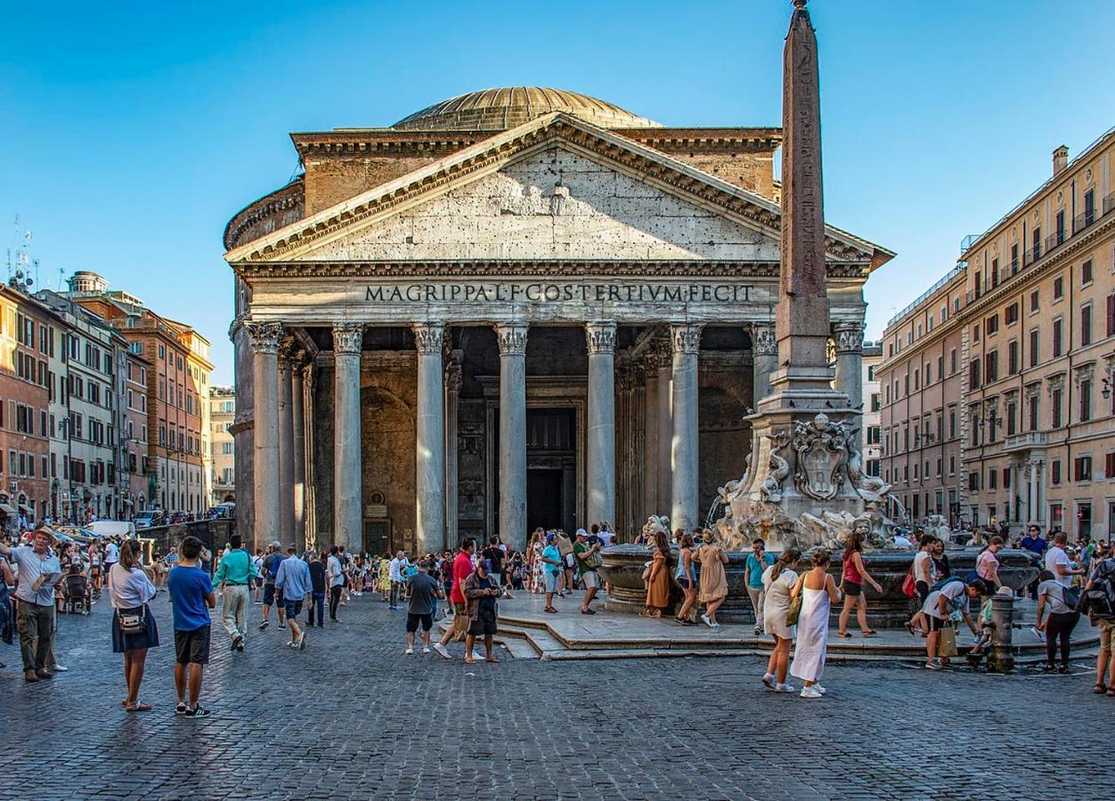 Colosseo Con Il Cuore Roma Exterior foto